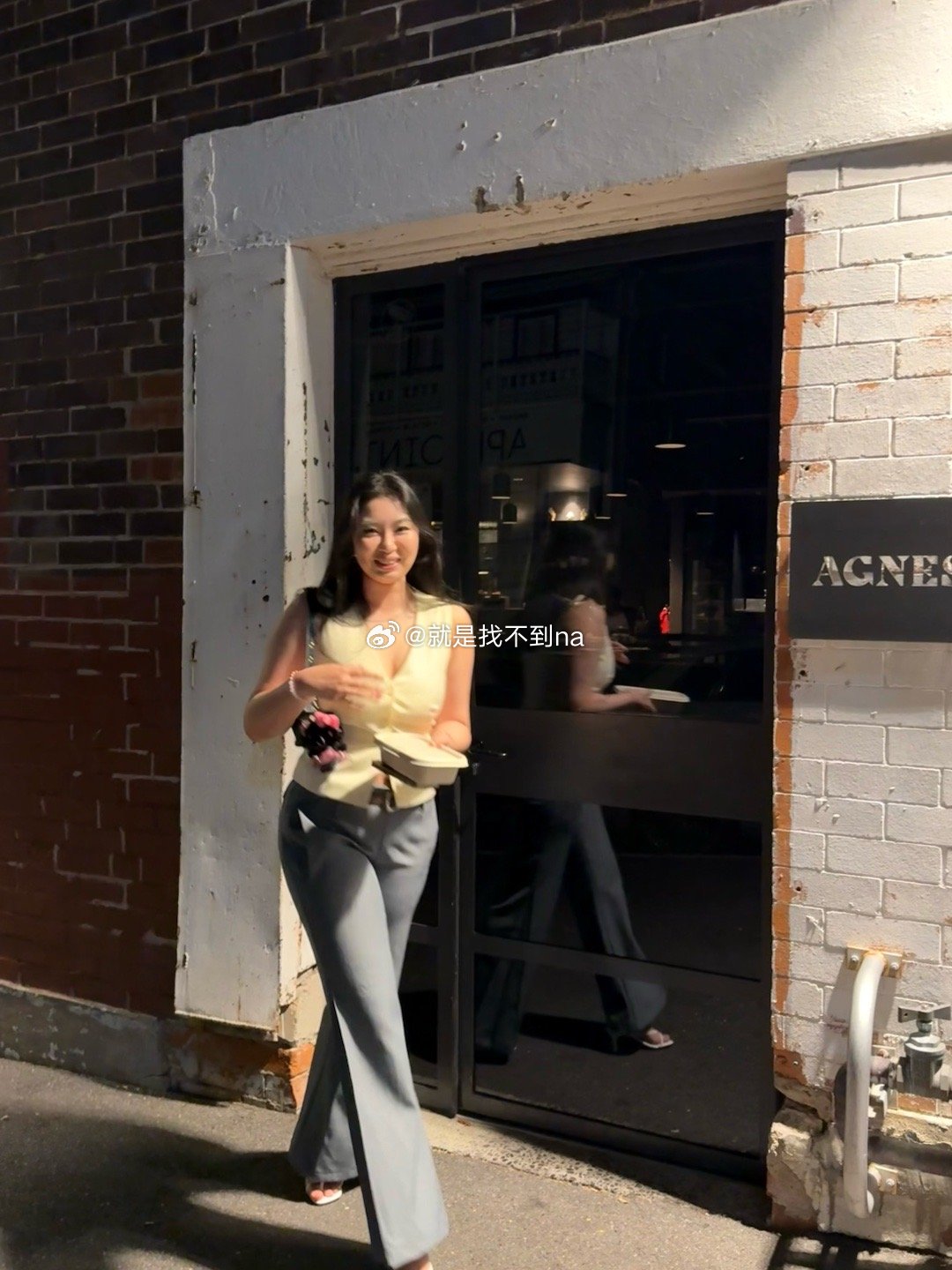 好久不见朋友们！八百年没贴过如此浓密的睫毛了 