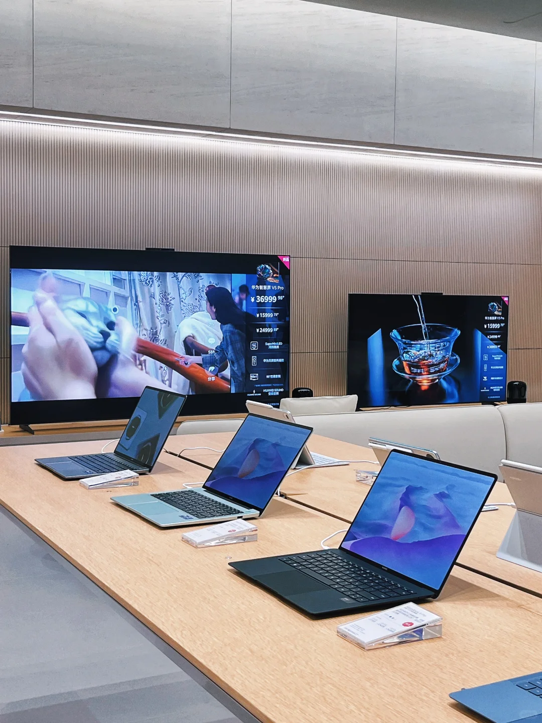 糟糕😰今天和手机撞衫了