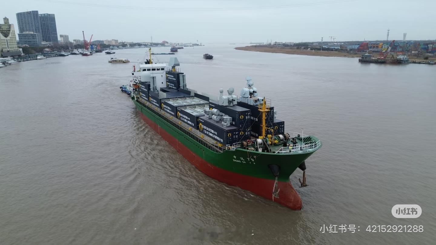 中达79的左舷终于一览无遗，来自xhsTeal海军武器装备