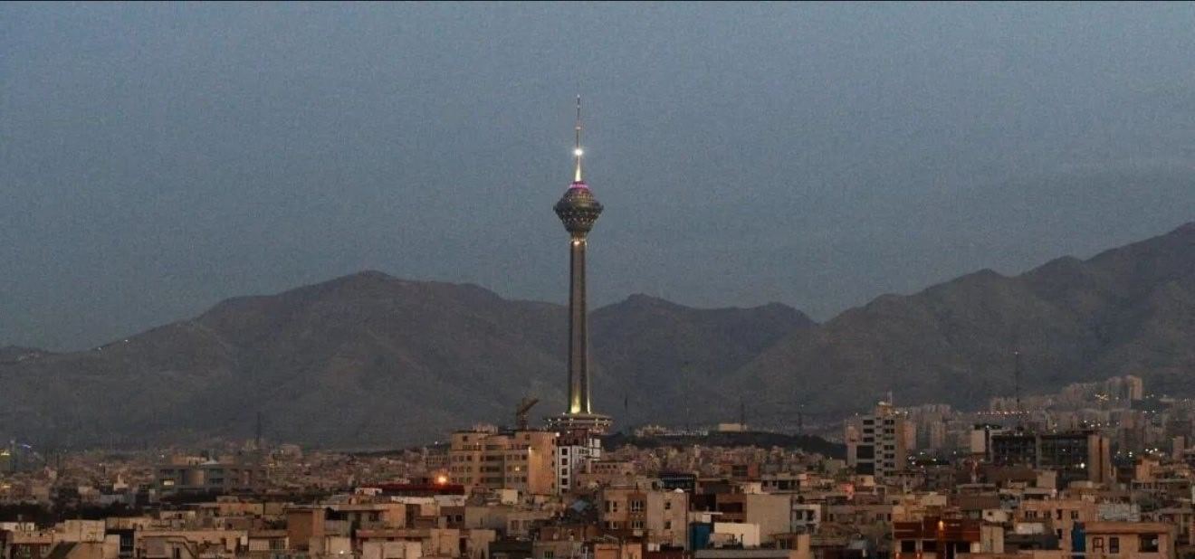 【美伊以冲突 伊朗议长披露军事 谈判细节：我告诉美方“如果你们再往前一步，我们肯