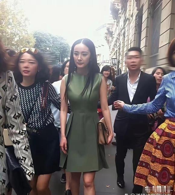 13年的‏杨幂，没开美颜，也没加滤镜。