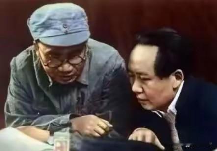 🔥斗志昂扬，永不言败！🙏敬爱的毛主席，追思您铁血斗志，铭记不朽昂扬箴言！下定