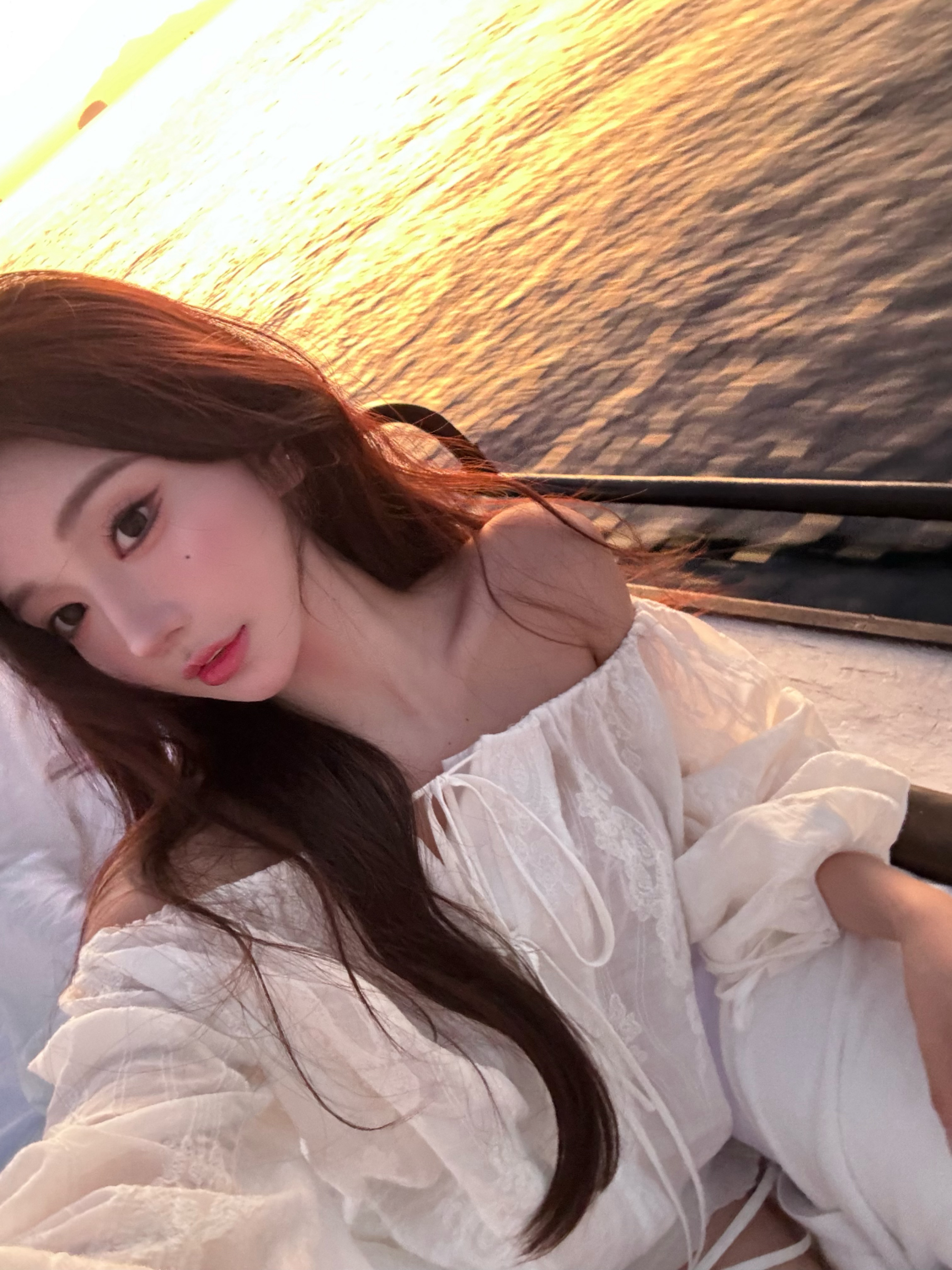 是漂亮的我和日出🌅  ​​​