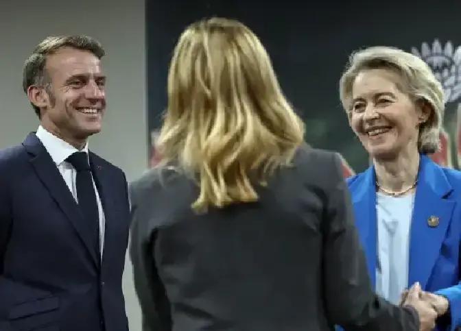 就在刚刚
 
印度总理莫迪突然宣布了，印度、澳大利亚、加拿大正式成立“技术与创新