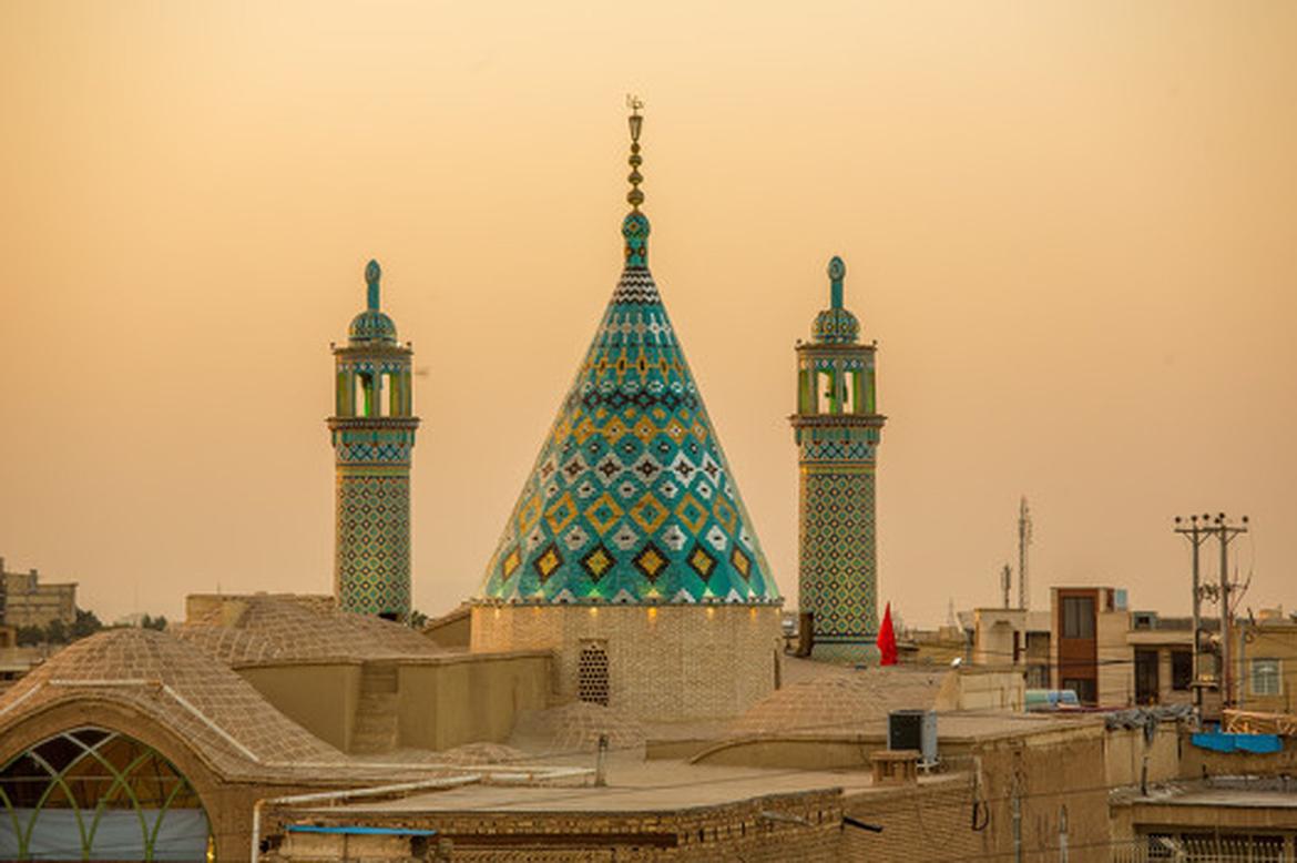 川普刚宣布停火仅5分钟，中东5国拉响防空警报，伊朗“真实承诺4”第100波行动狂