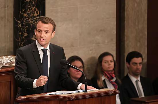 每次马克龙访华，中国都给予其很高规格，这次也不例外。可能有很多人觉得不理解，明明