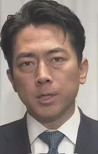 日防长小泉进次郎表示，为增强反击能力，已列装两种国外生产的可以从敌方射程范围外攻