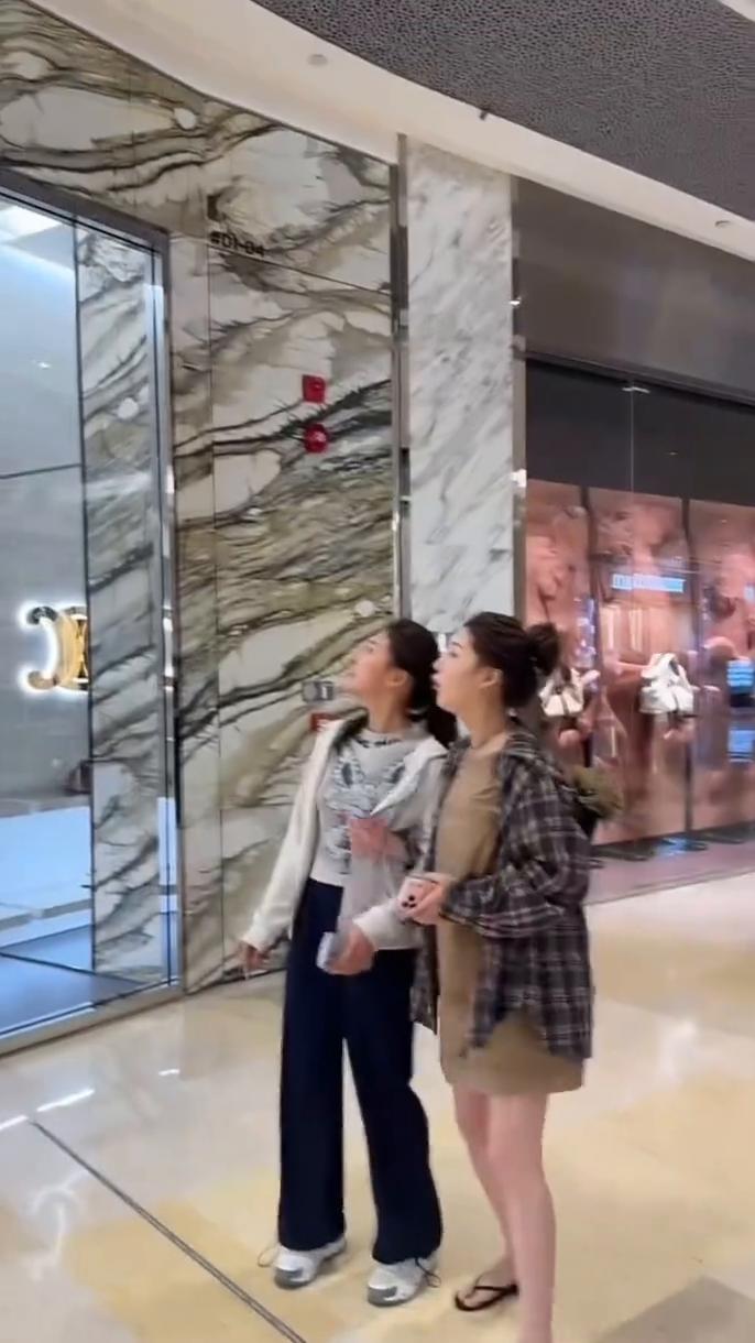 哈。