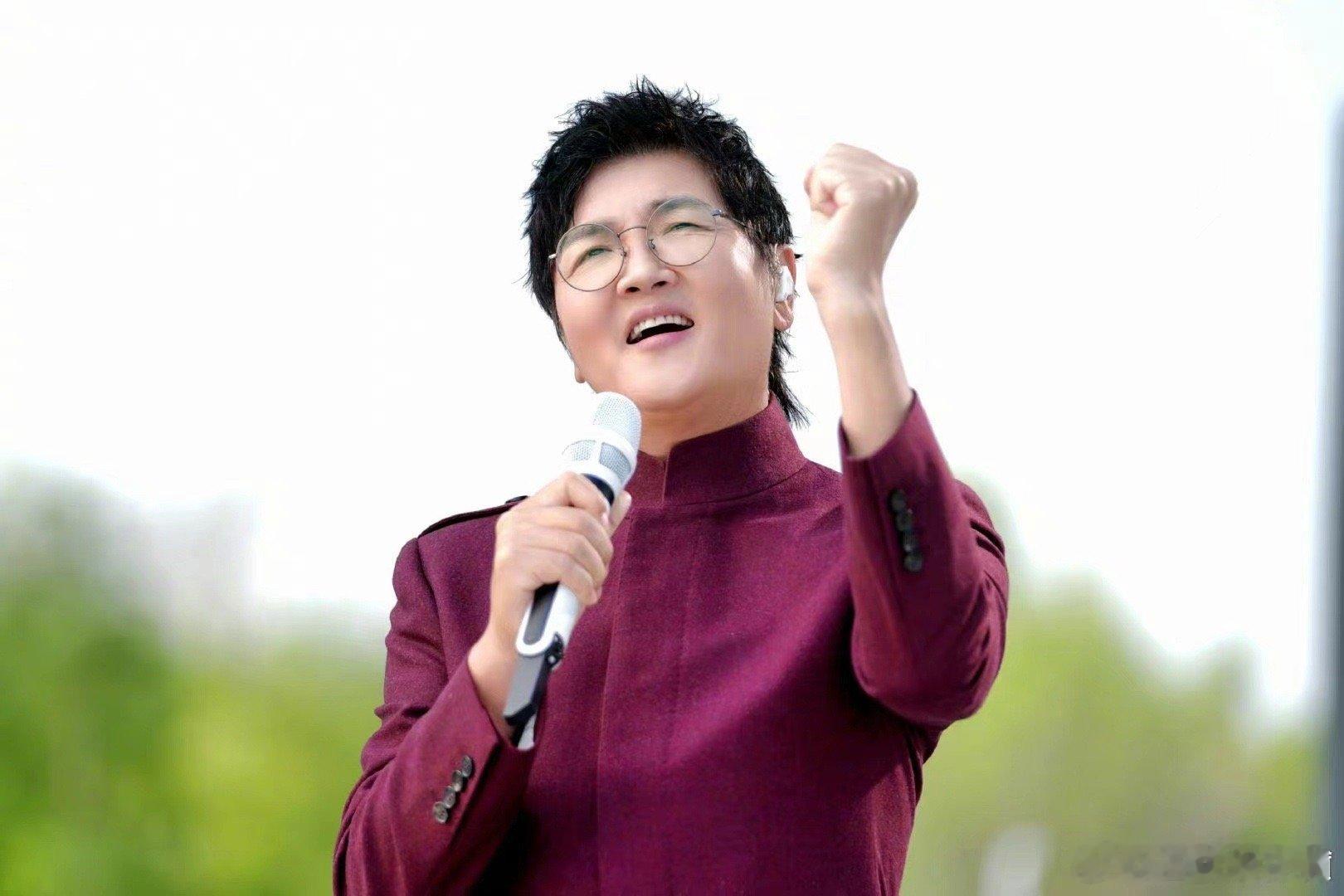 #孙楠又有直播舞台#  孙楠又有直播舞台了！！是谁又幸福了？是我啊！！6月11日