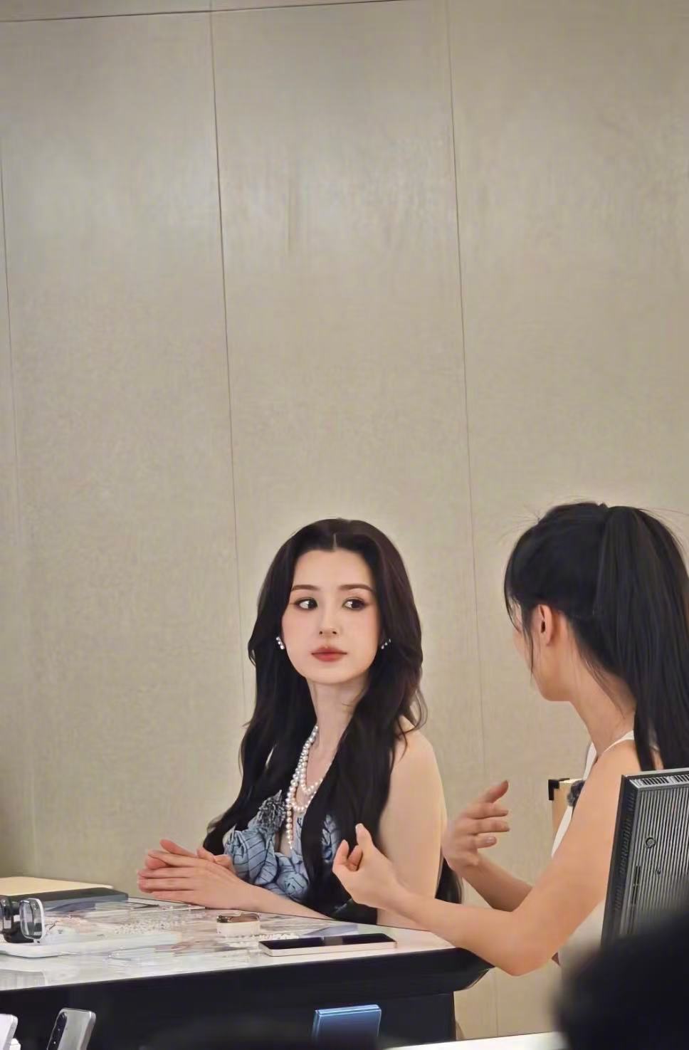 三星门店偶遇明星概率好高 谁懂啊！在店里邂逅