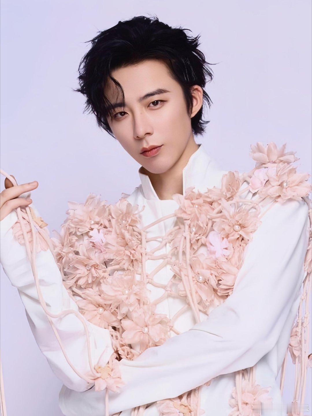 开始推理吧 坐镇推理吧探案现场，刘宇宁凭细致观察，揪出藏在暗处的嫌疑人刘宇宁