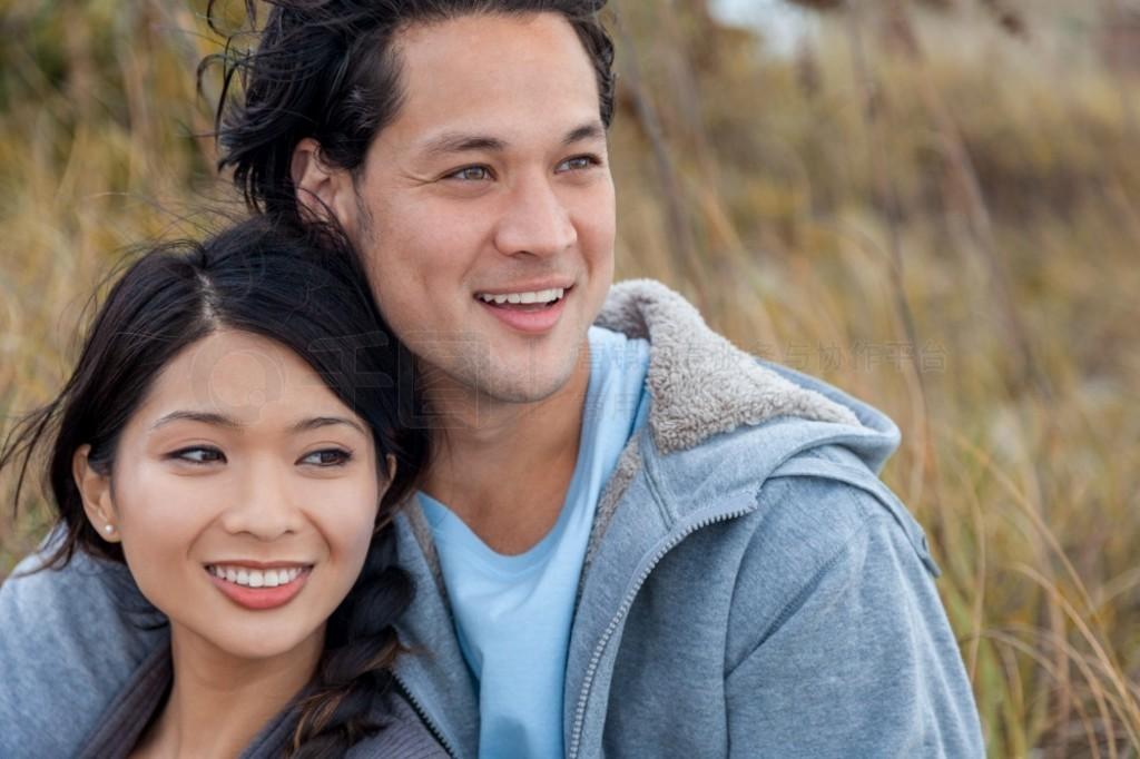 法务工作者说：
“男女能否发生不正当关系，基本上取决于女方。那些偷腥的，出轨的，