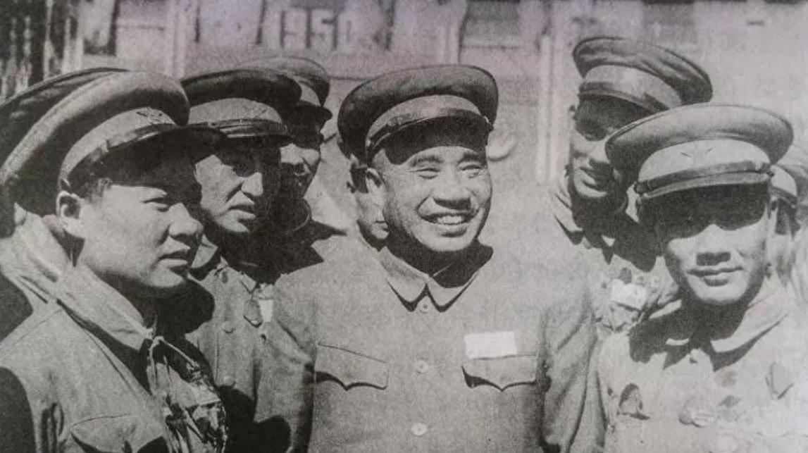 蒋介石曾谈朱德能力：最大本事就是谁都看不透他到底还有多少本事？
1938年初冬，