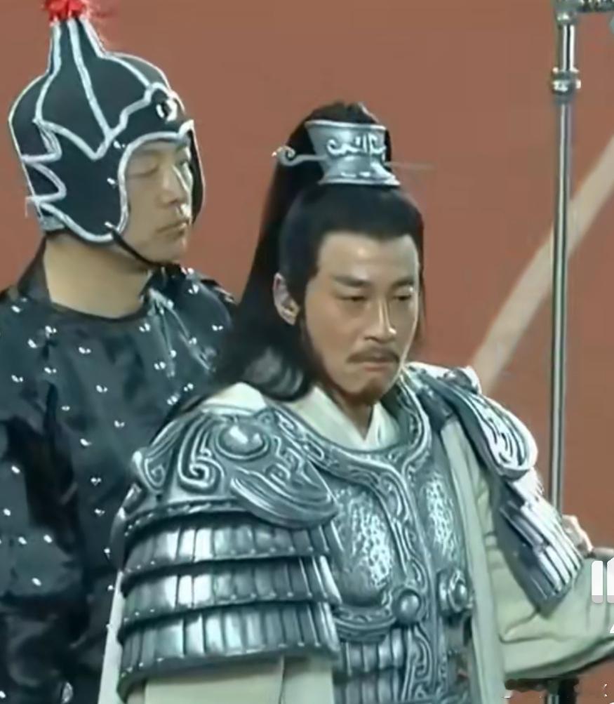 何润东回应没骑马不骑马也比摇头晃脑的粉底液将军有气势哈哈哈 