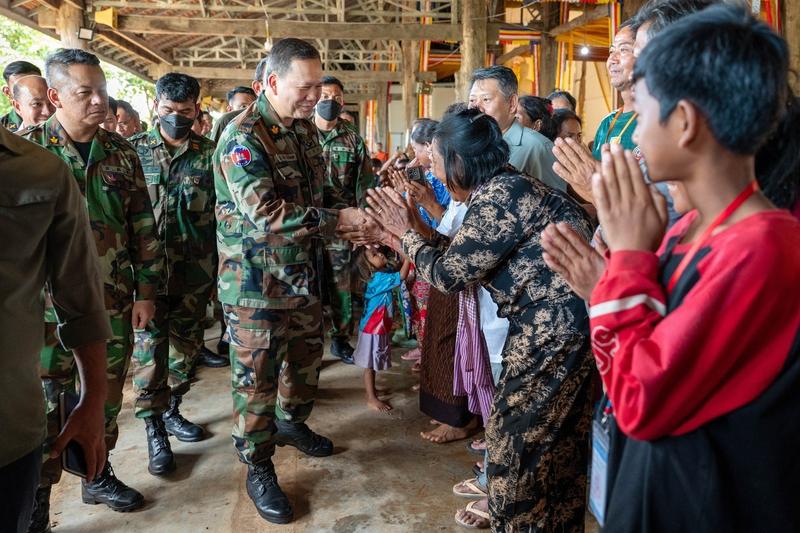 柬埔寨不接受泰方停火条件，原因很现实。12月15日，泰方提出柬埔寨率先停火、停火