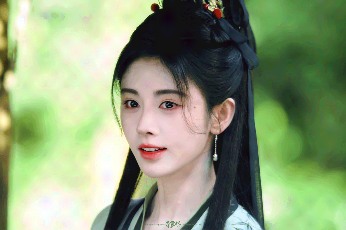 鞠婧祎请赐我一双翅膀  我的点赞变成了鞠婧祎 不信你试试 