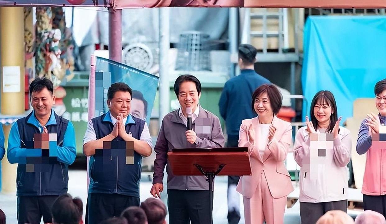 美丽岛民调17.5%赞成两岸统一，近七成不赞成，该如何理性看待？
 
台湾美丽岛