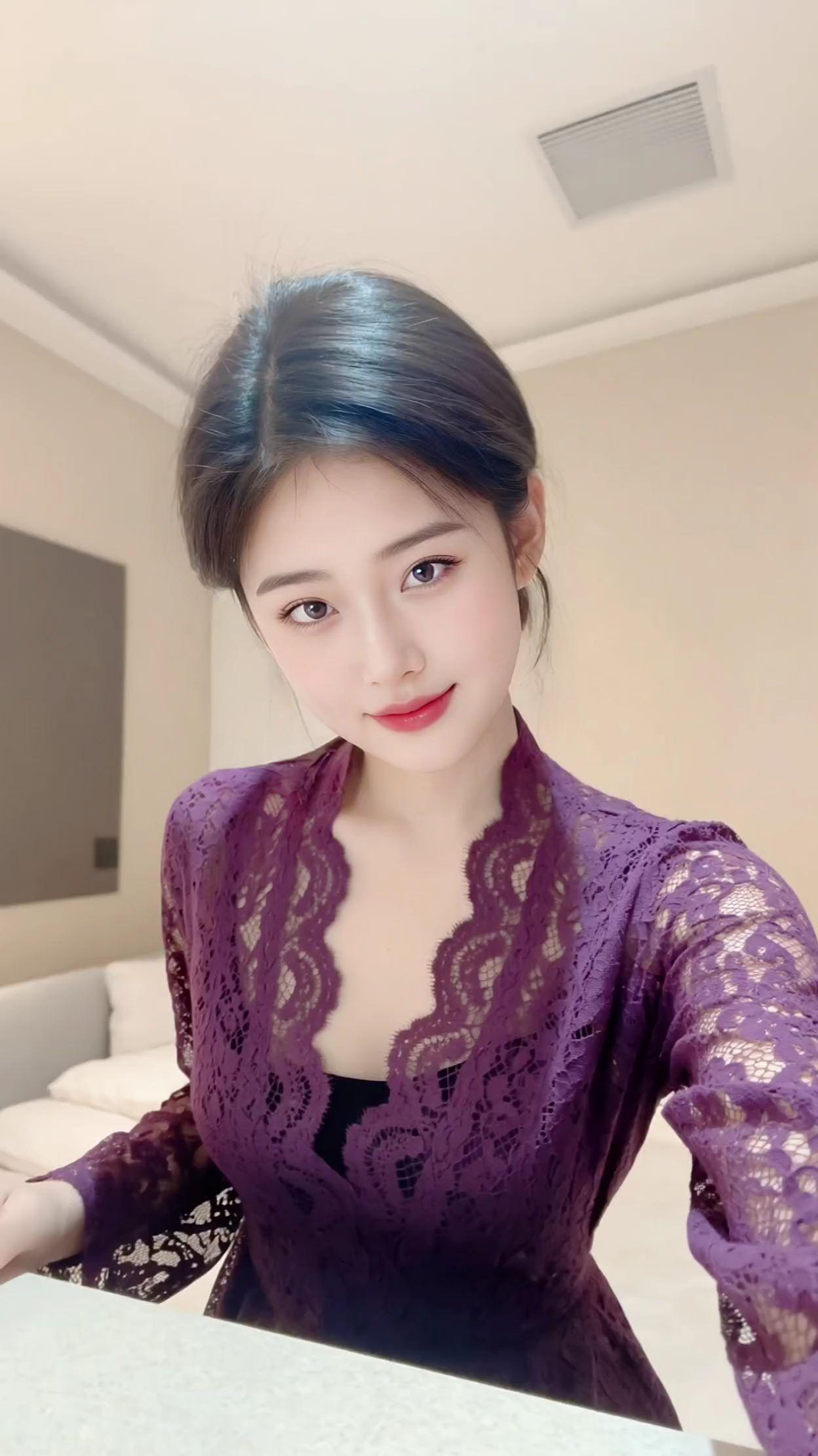 衣服好看，还是人好看清纯甜美 气质穿搭