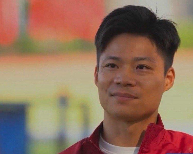 男子100米亚洲纪录保持者、中国短跑名将苏炳添正式发文宣布退役。在体坛零距离节目