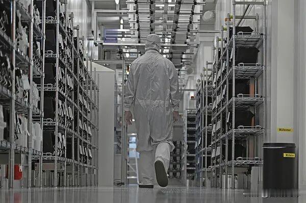 强夺中企海外资产，荷兰强调不是美国让干的，显然，这属于此地无银的说法。明眼人都知