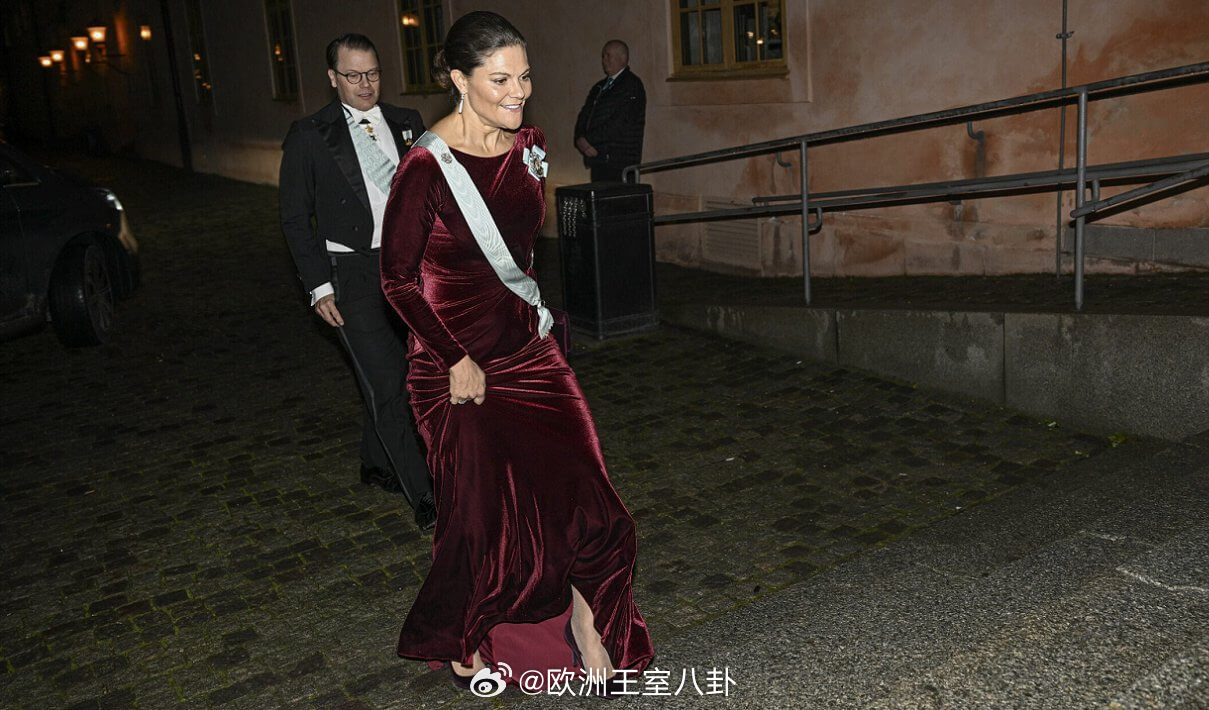 11.6 瑞典王储维多利亚公主夫妇出席皇家古斯塔夫·阿道夫学院的年度活动 ​​​