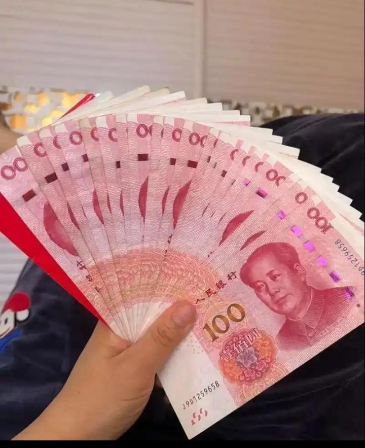 我姐在老家县城，她有个熟人，熟人孩子结婚时去酒店订了婚宴。当时说好要借用场地，也