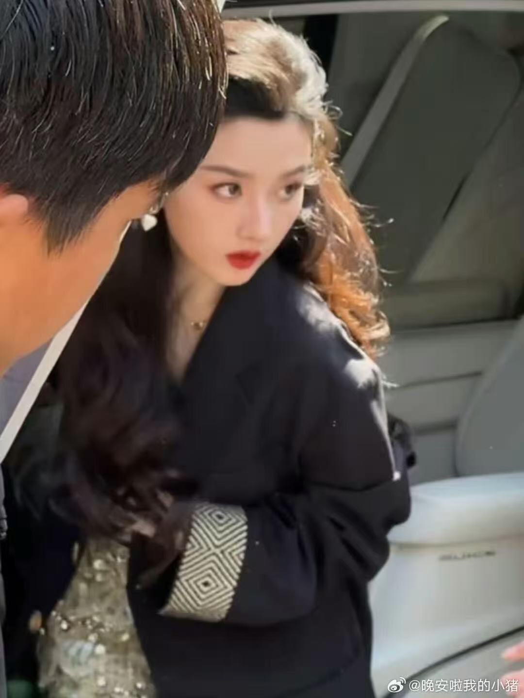 宋祖儿上海华伦天奴活动人气宋祖儿上海华伦天奴线下活动人气 宋祖儿上海华伦天奴活动