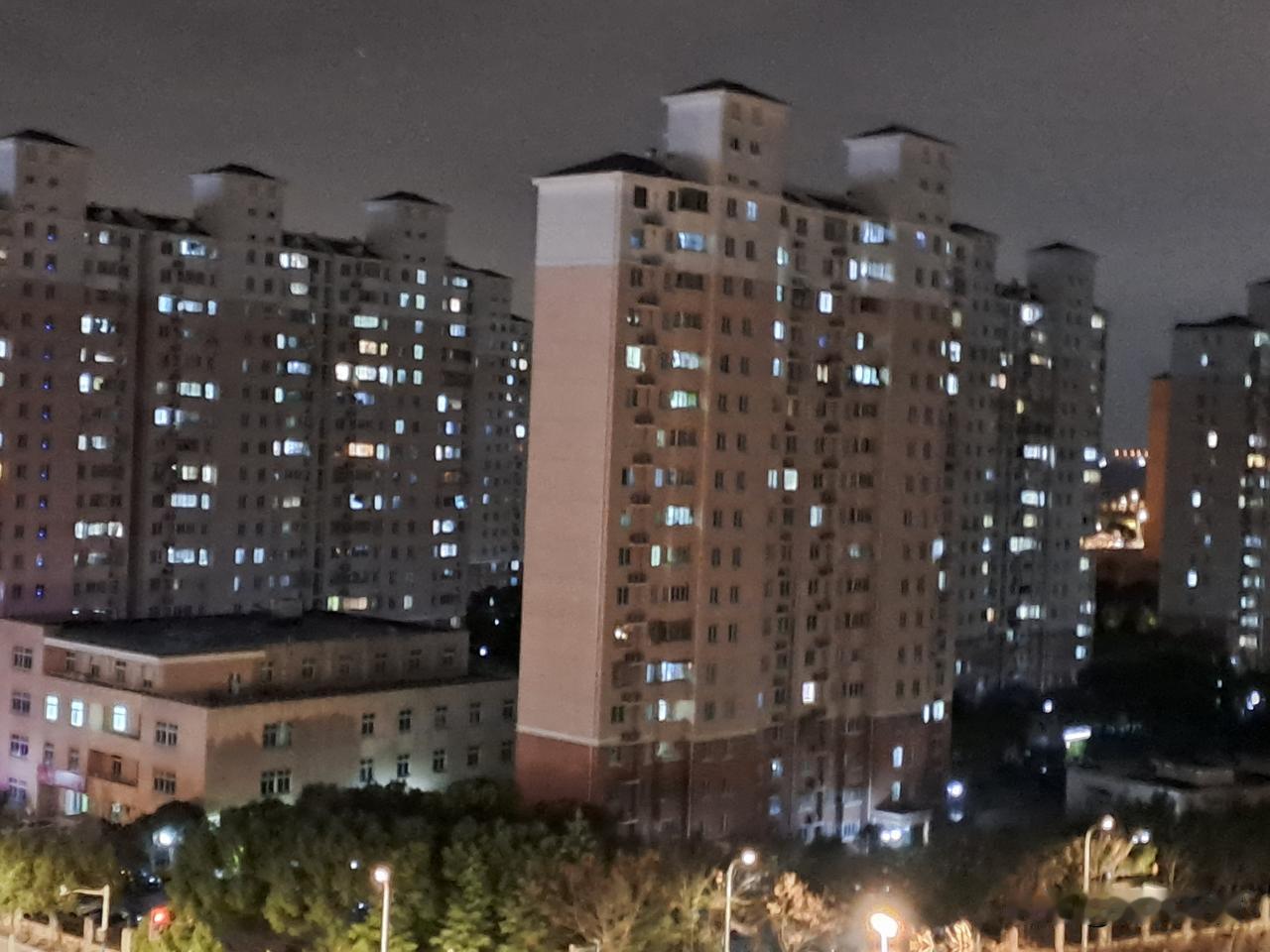 今年冬天的不同永康城万家灯火