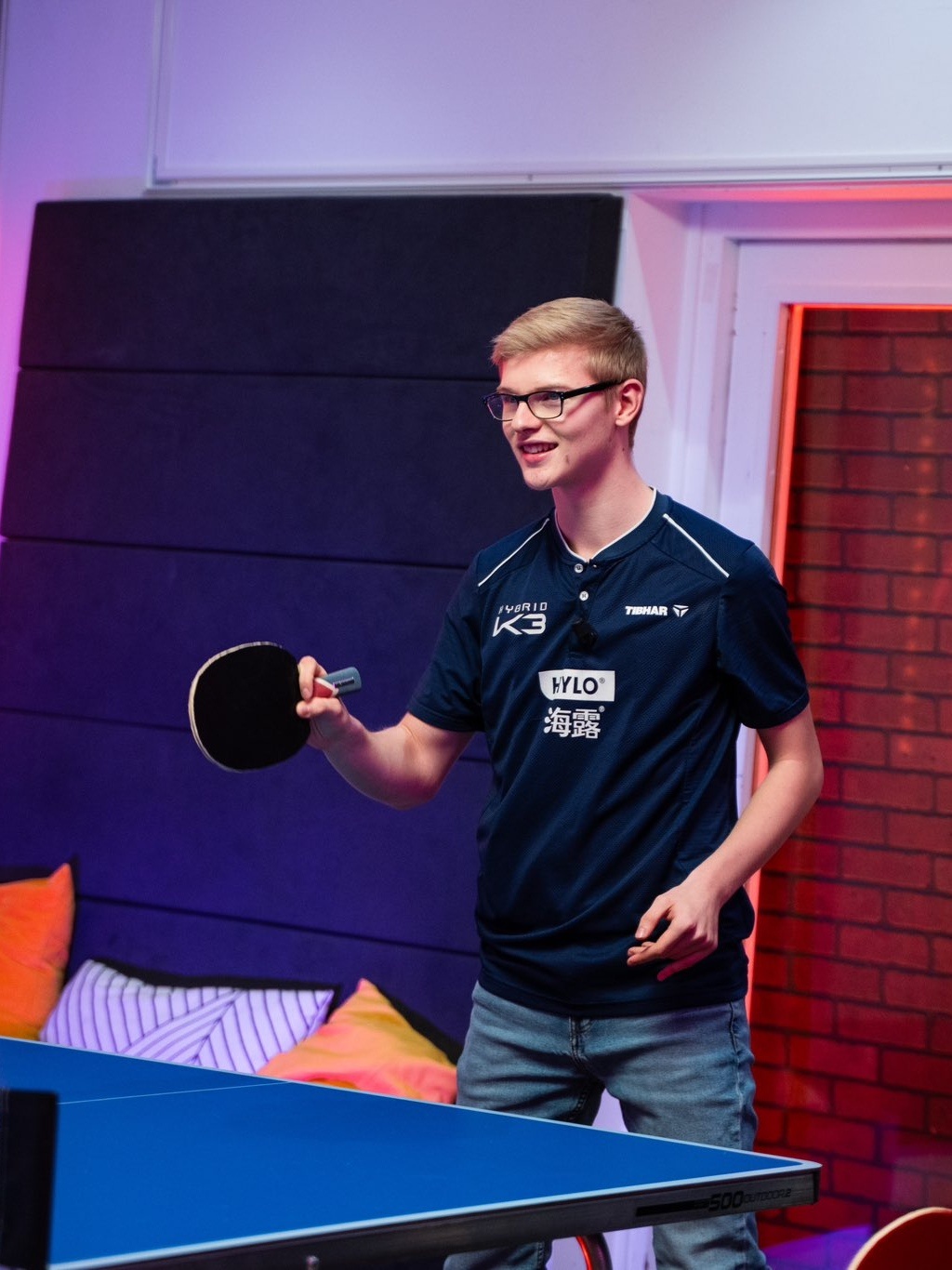 好久没穿牛仔裤了 