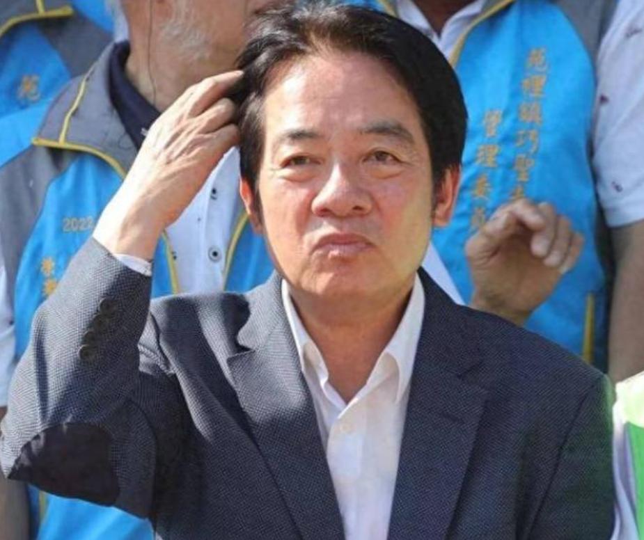 [微风]赖清德突然出来对美国总统特朗普喊话了！赖清德表示，特朗普若让中国放弃武力