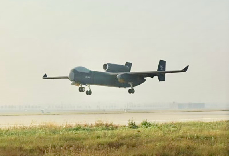 这东西终于首飞了，居然是在蒲城 