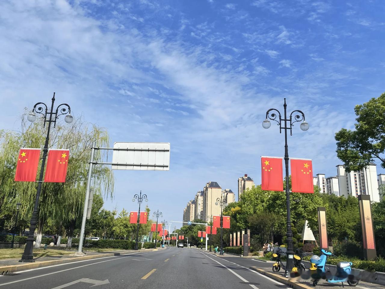 什么时候才能天晴呢？想要出去玩的心已经达到了顶峰！