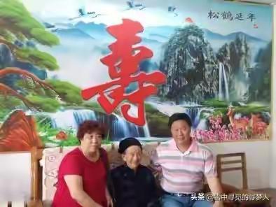 父母是根，孝顺为本，这才是做人最大的底气。

人这一辈子，走过万千路途，遇见无数