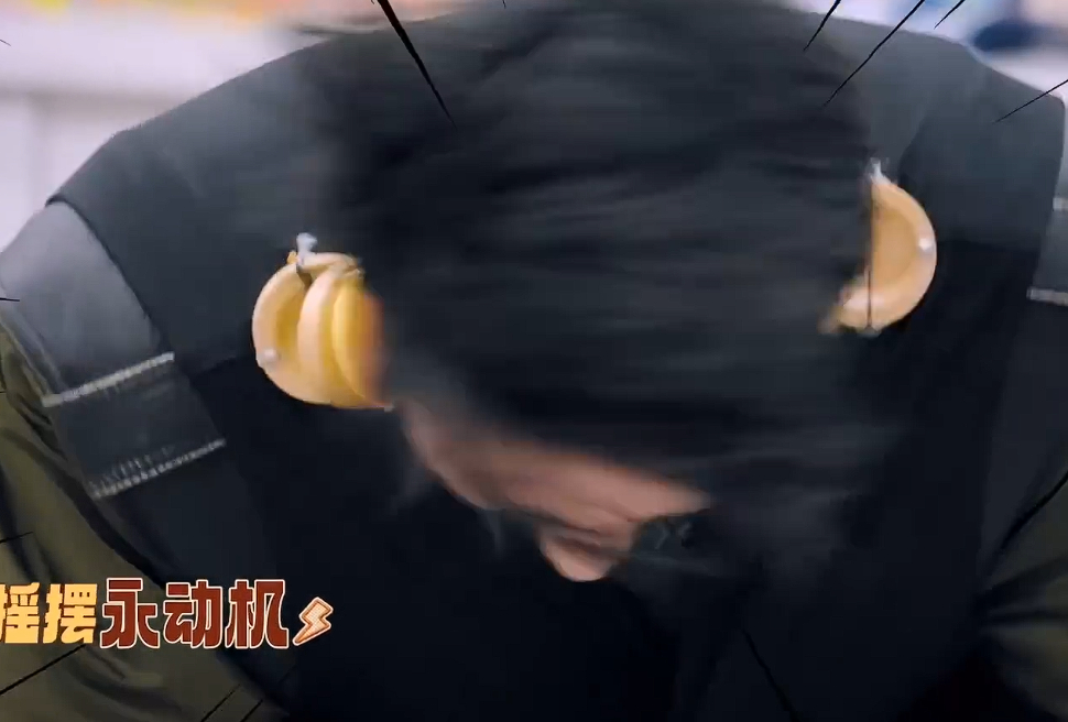 严浩翔小严牌儿节拍器已上线严浩翔小严牌儿节拍器 严浩翔小严牌儿节拍器已上线，严浩