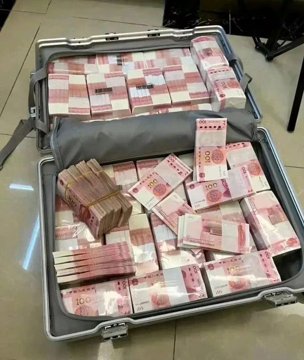 中国的小偷为何断崖式下降钱都是数字了，偷手机来解锁不了也取不到钱，一把手机卖了也