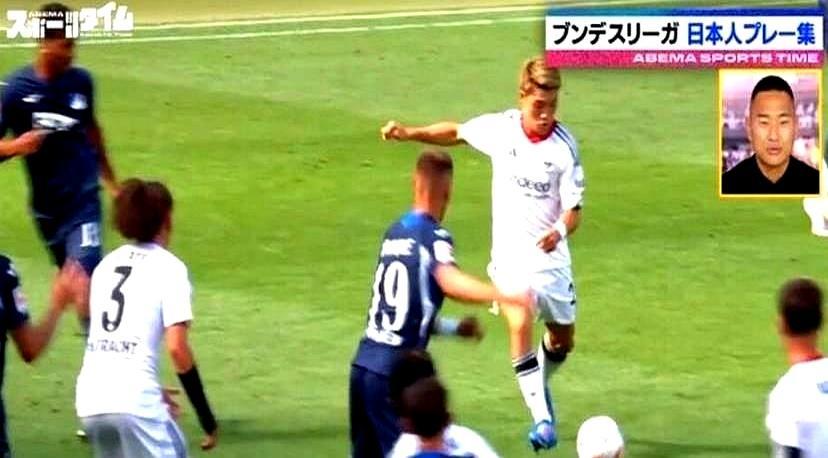 郑大世看着德甲名单，倒吸一口凉气。
 
他掰着手指头数，德甲的日本人，不多不少，