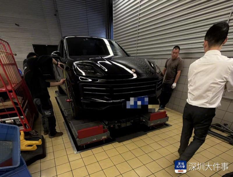 #百万保时捷方向跑偏修15次无果#【百万豪车方向跑偏维修15次无果，保时捷却称无