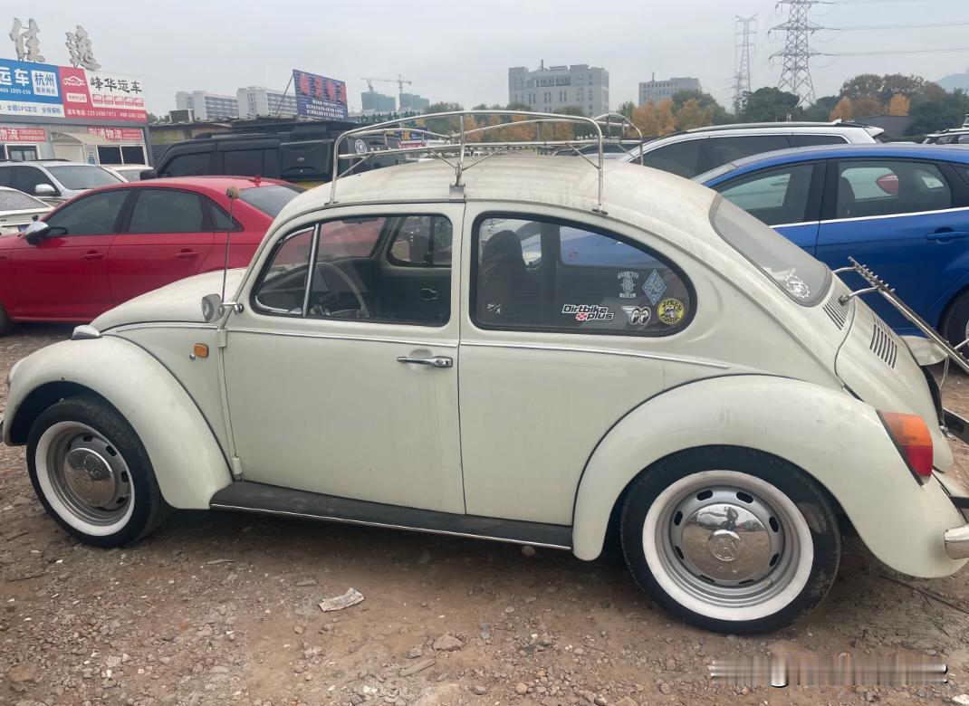 甲壳虫第一代你见过没有？太复古了。简单装饰一下，还可以继续跑