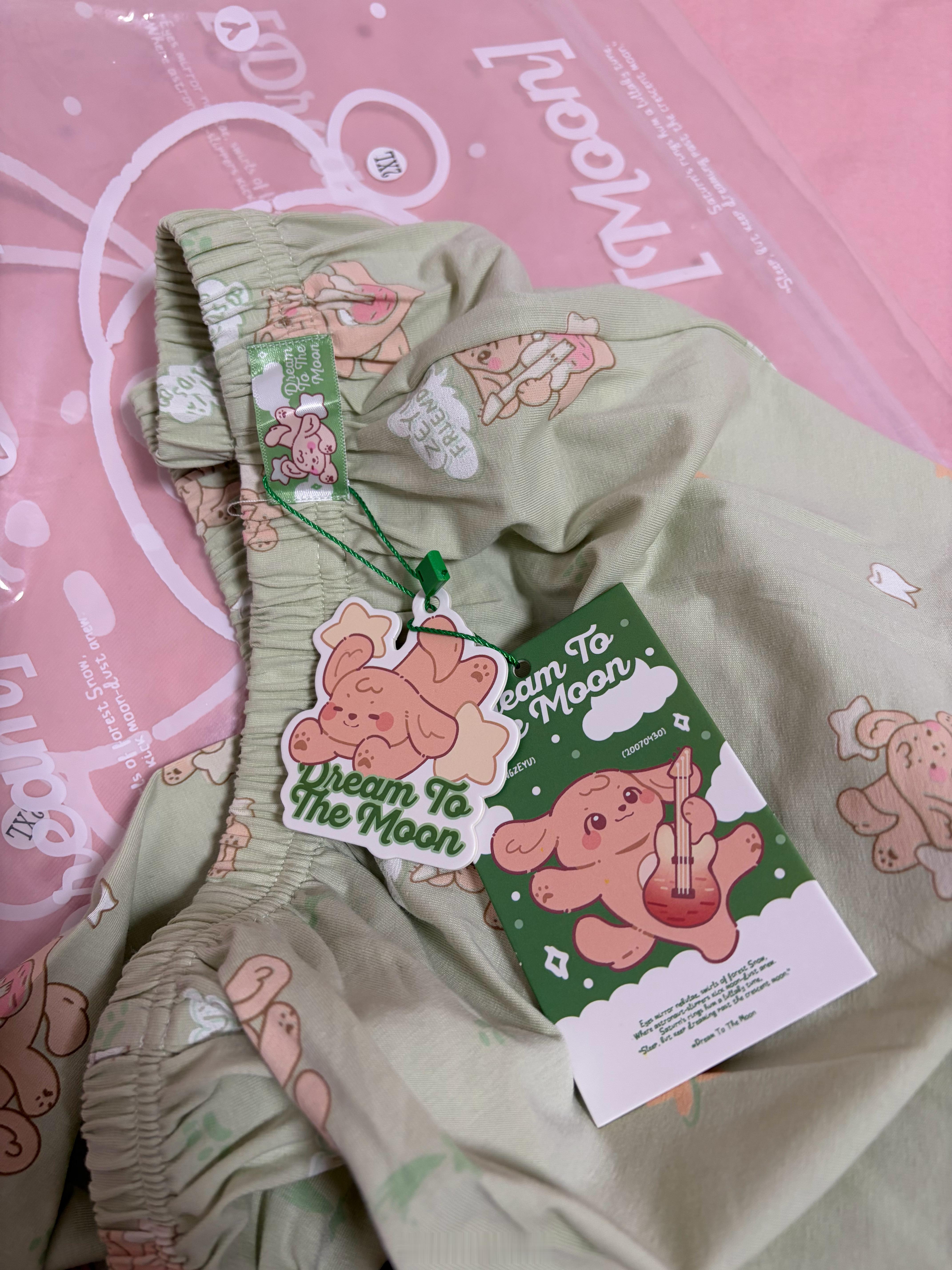 wdfk为什么这个标在外面 你们的也是这样吗