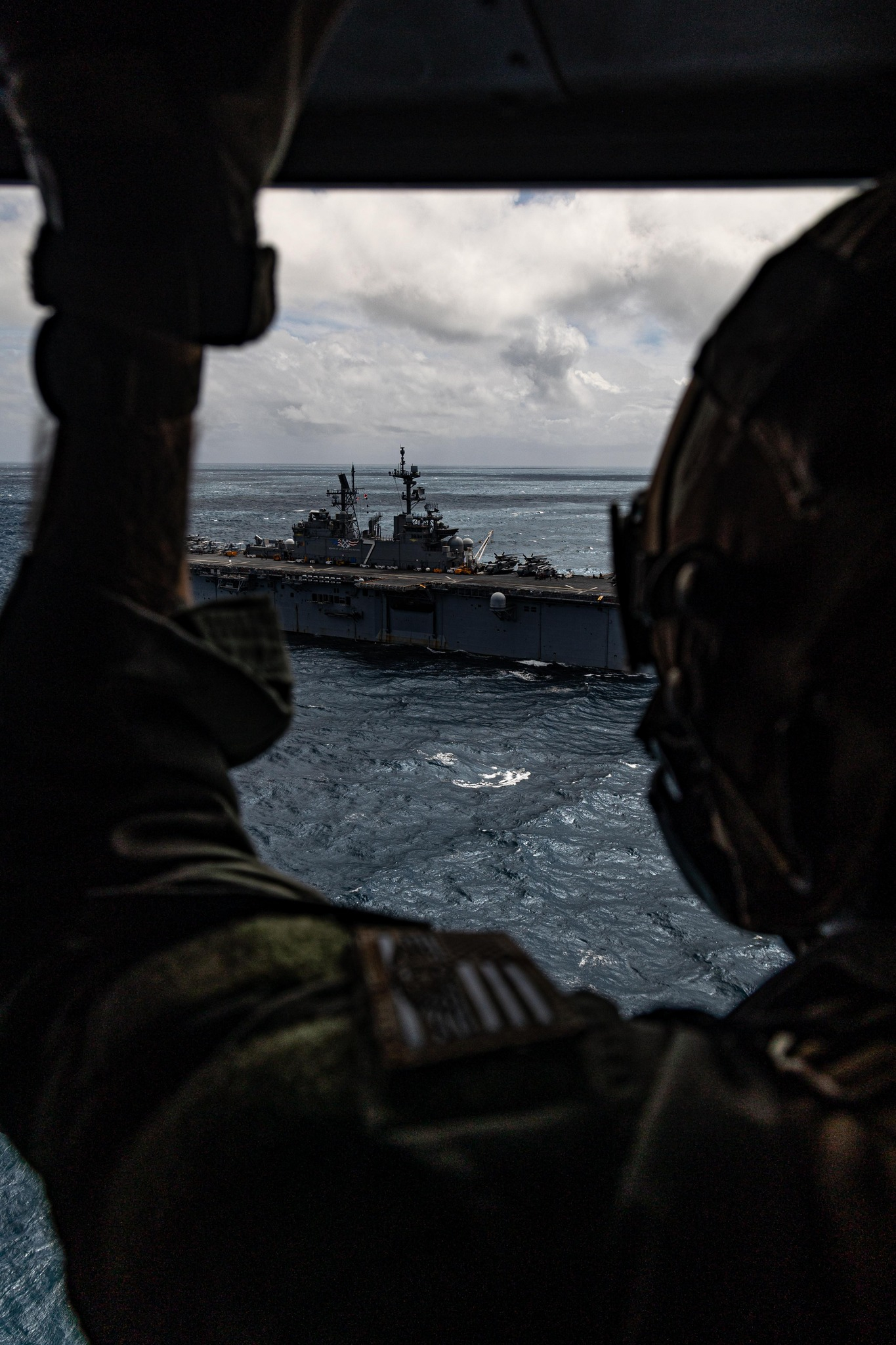 跟随硫磺岛号 USS Iwo Jima (LHD 7) 部署的陆战队22MEU 