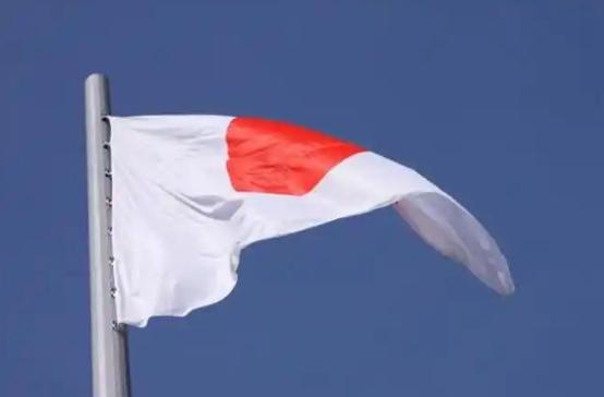 日本首相高市早苗胆子怎么这么大！国会公然把台海说成日本存亡危机，敢放话武力插手中