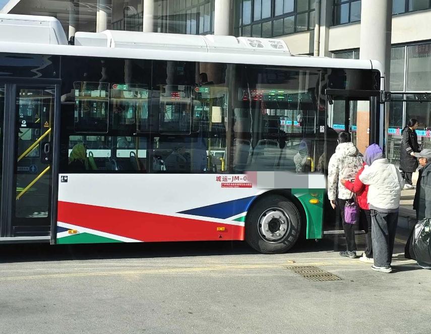 受降雪、道路结冰等原因影响，即墨交运公司镇村公交线路自2026年1月19日起临时