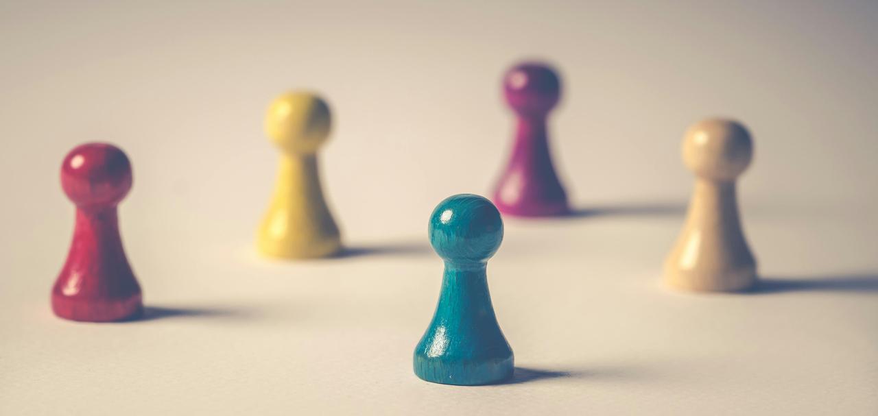 “全网最忙五人组”敲响警钟，既要警惕“形式主义”也要小心“暗箱操作”

张吉惟、