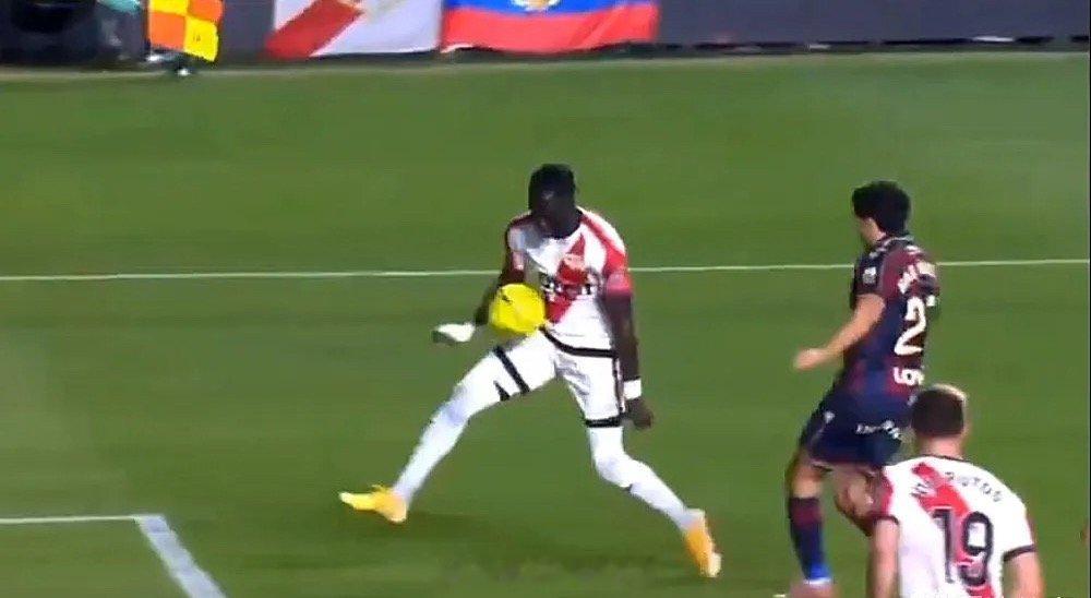 🧧置顶微博，红包抽奖🧧昨天没发挥好，三场比赛全部折戟沉沙！尼尔森失绝杀，布伦