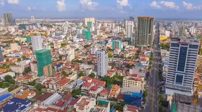 闺蜜是在那种单位上班说到洪森打算公布柬埔寨电诈园区背后的股东信息，感觉太劲爆了。