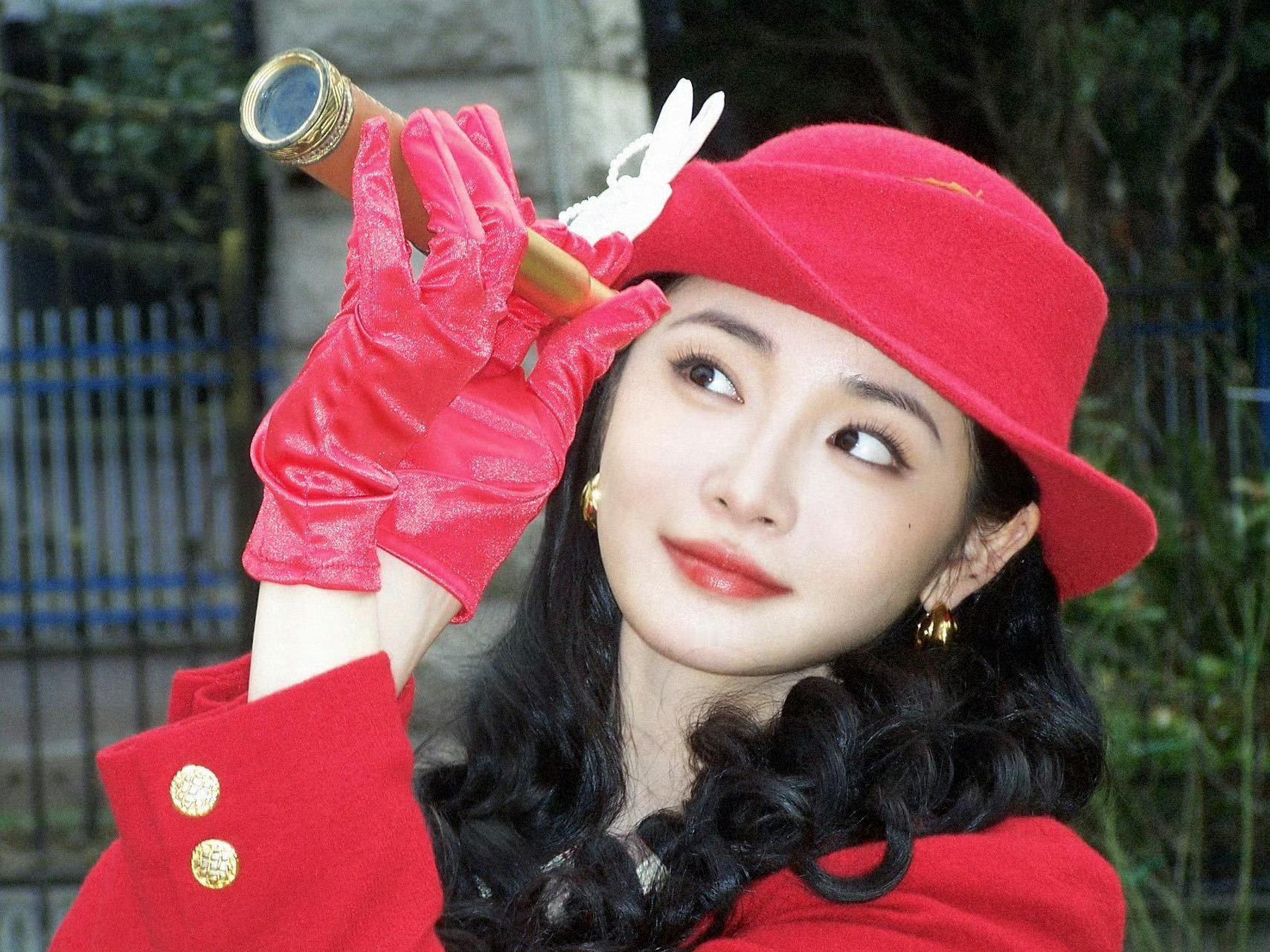 周洁琼内娱留洋千金又上新了 红粉佳人具象化说的就是她吧🤗 