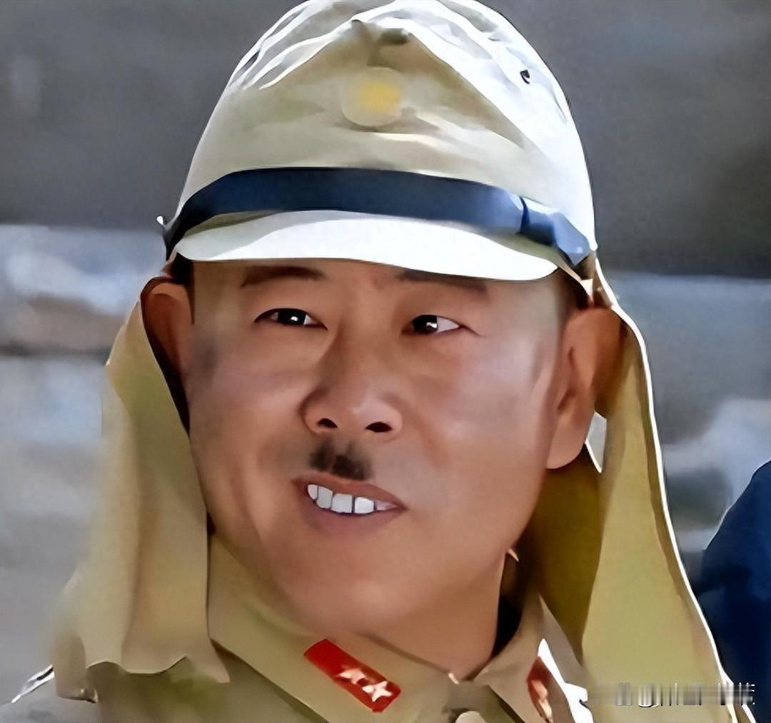 家人们！看到这张脸很面熟吧？这个日本兵是谁扮演的？评论区告诉我！