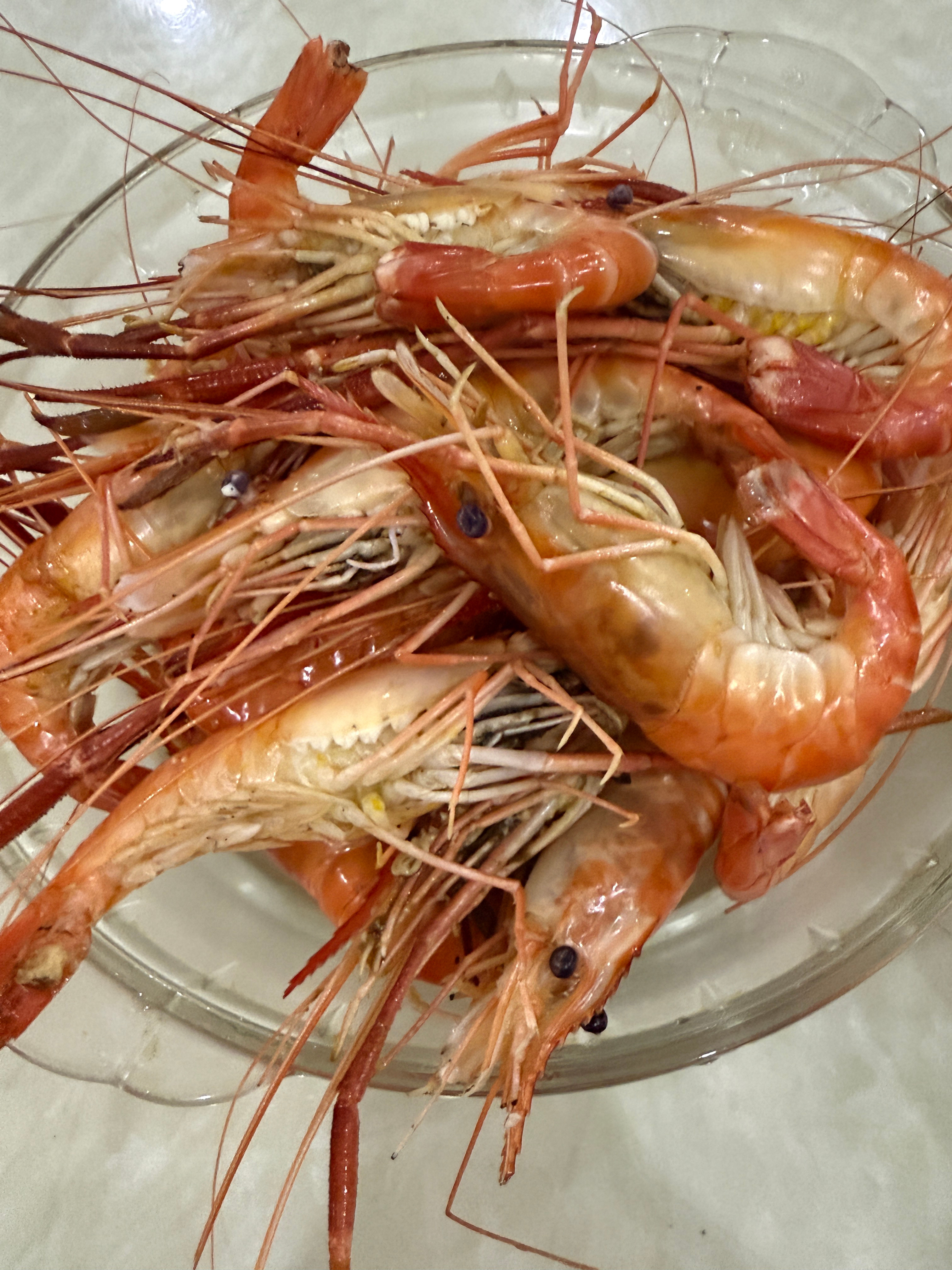 准备出门干活儿了🧱～图三干煸小泥鳅有人吃过吗？今天小卷长胖了吗