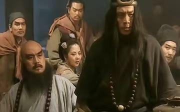 武松作为曾经做过都头的公务人员，在他没有上梁山之前，其实自始至终都是非常向往体制