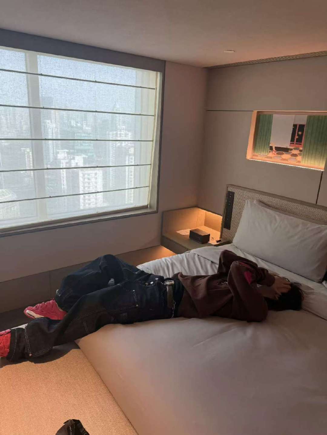 徐明浩的身材很曼妙徐明浩鸭舌帽潮男徐明浩的身材很曼妙 